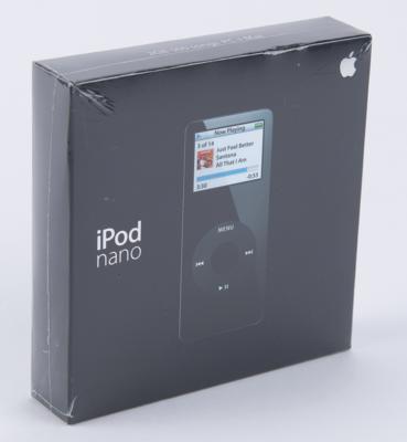 Lot #4226 Apple iPod Nano (1st Generation, Sealed - 2GB, Black) - Image 1