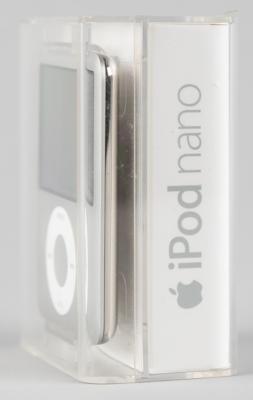 Lot #4229 Apple iPod Nano (3rd Generation, Sealed - Silver, 4GB) - Image 2