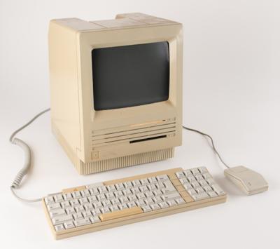 Lot #4060 Apple Macintosh SE Prototype