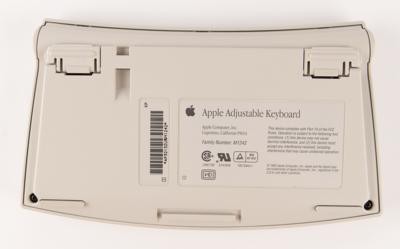 Lot #4068 Apple Adjustable Keyboard with Numeric Keypad - Image 5