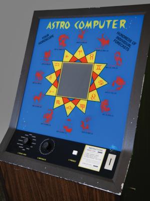 Lot #4271 Astro Computer Arcade Projector Game (Nutting, 1969) - Image 5