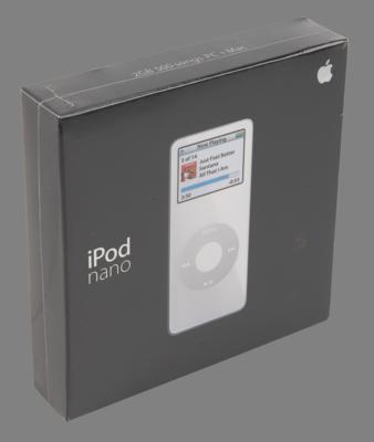 Lot #4228 Apple iPod Nano (1st Generation, Sealed - 2GB, White) - Image 1