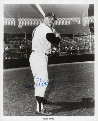 Lot #785 Roger Maris Signed Photograph