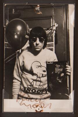 Lot #680 The Who: Keith Moon Signed Photograph by Linda McCartney - Image 1