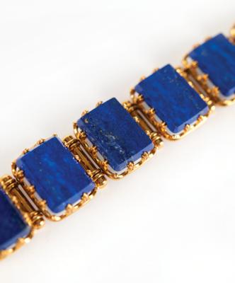 Lot #5021 Edwin Booth Family Collection: 14K Gold and Lapis Lazuli Bracelet - Image 2