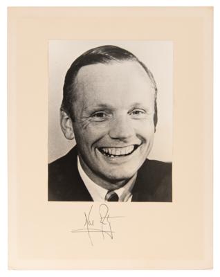 Lot #391 Neil Armstrong Signature - Image 1