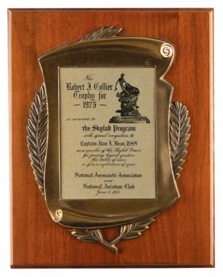 Lot #6208 Collier Trophy Award (1973) Plaque for 'the Skylab Program' - From the Personal Collection of Alan Bean - Image 1