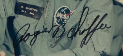 Lot #6121 Apollo 1 Signed Photograph with Rare Flight Suit Patches of Gus Grissom and Ed White II - Image 4