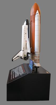 Lot #6482 Isao Hirai: Space Shuttle Challenger 1:25 Scale 'Full Stack' Model - Approx. 11 Feet Tall - Image 4