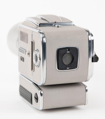 Lot #6494 Hasselblad 500 EL/M '20 Years in Space' Anniversary Camera - Image 4