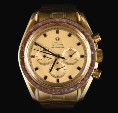 Lot #6311 Omega Speedmaster Professional 18K Gold Apollo 11 Commemorative Watch - From the Personal Collection of Dave Scott - Image 3