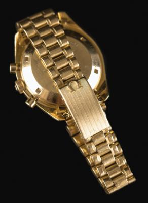 Lot #6311 Omega Speedmaster Professional 18K Gold Apollo 11 Commemorative Watch - From the Personal Collection of Dave Scott - Image 5