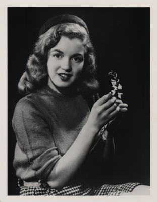 Lot #681 Marilyn Monroe Photograph by Bernard of Hollywood - Image 1