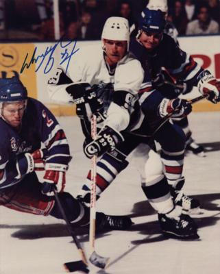 Lot #777 Wayne Gretzky Signed Photograph