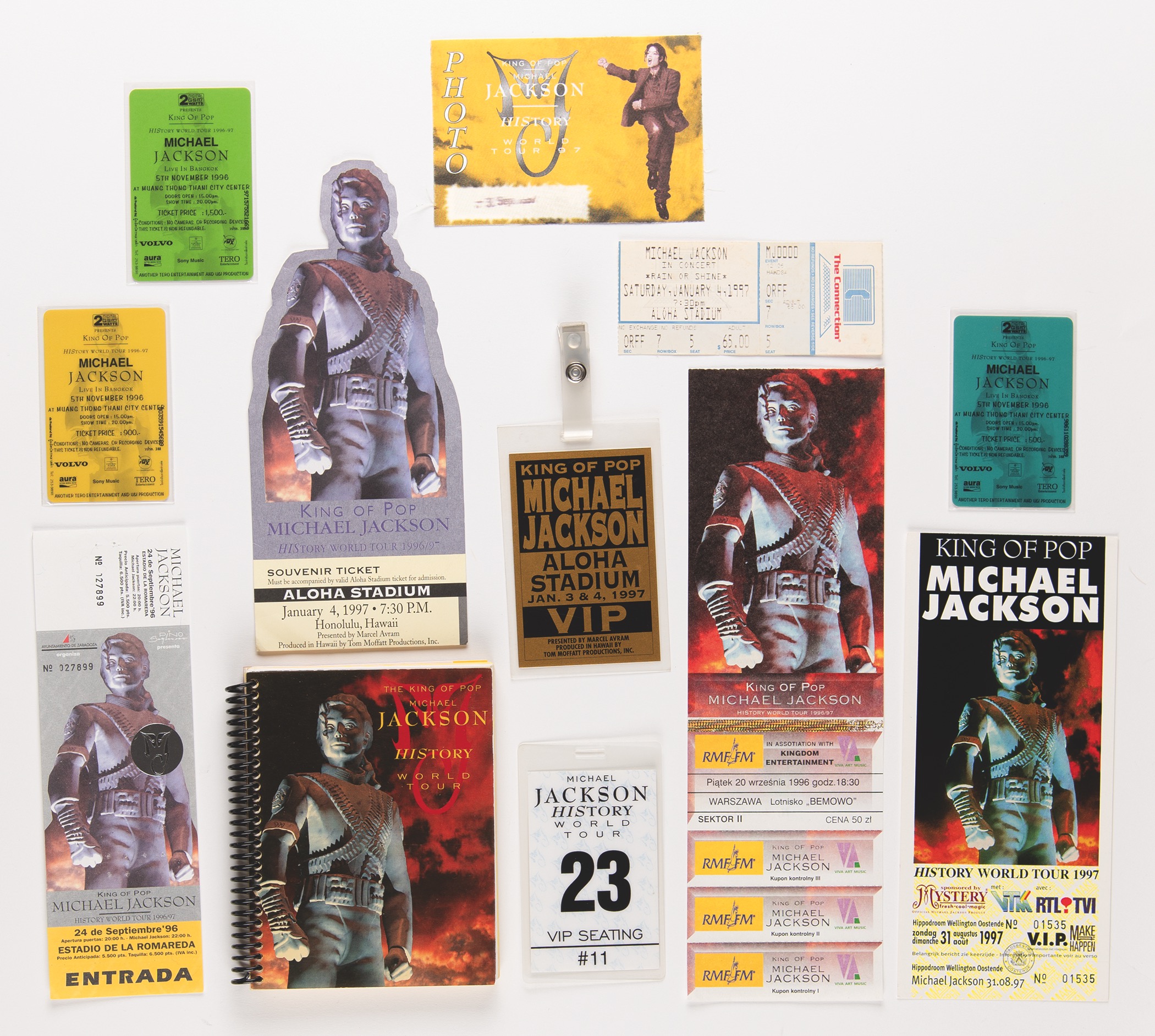 Lot #7467 Michael Jackson (12) HIStory World Tour Items - Image 1