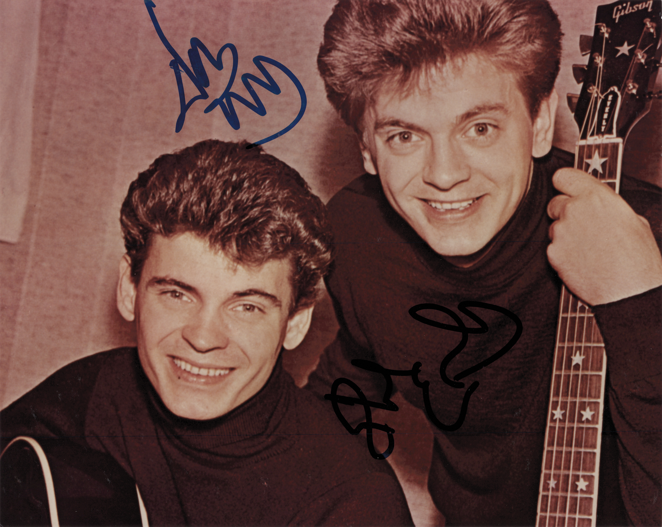 Lot #537 Everly Brothers Signed Photograph - Image 1