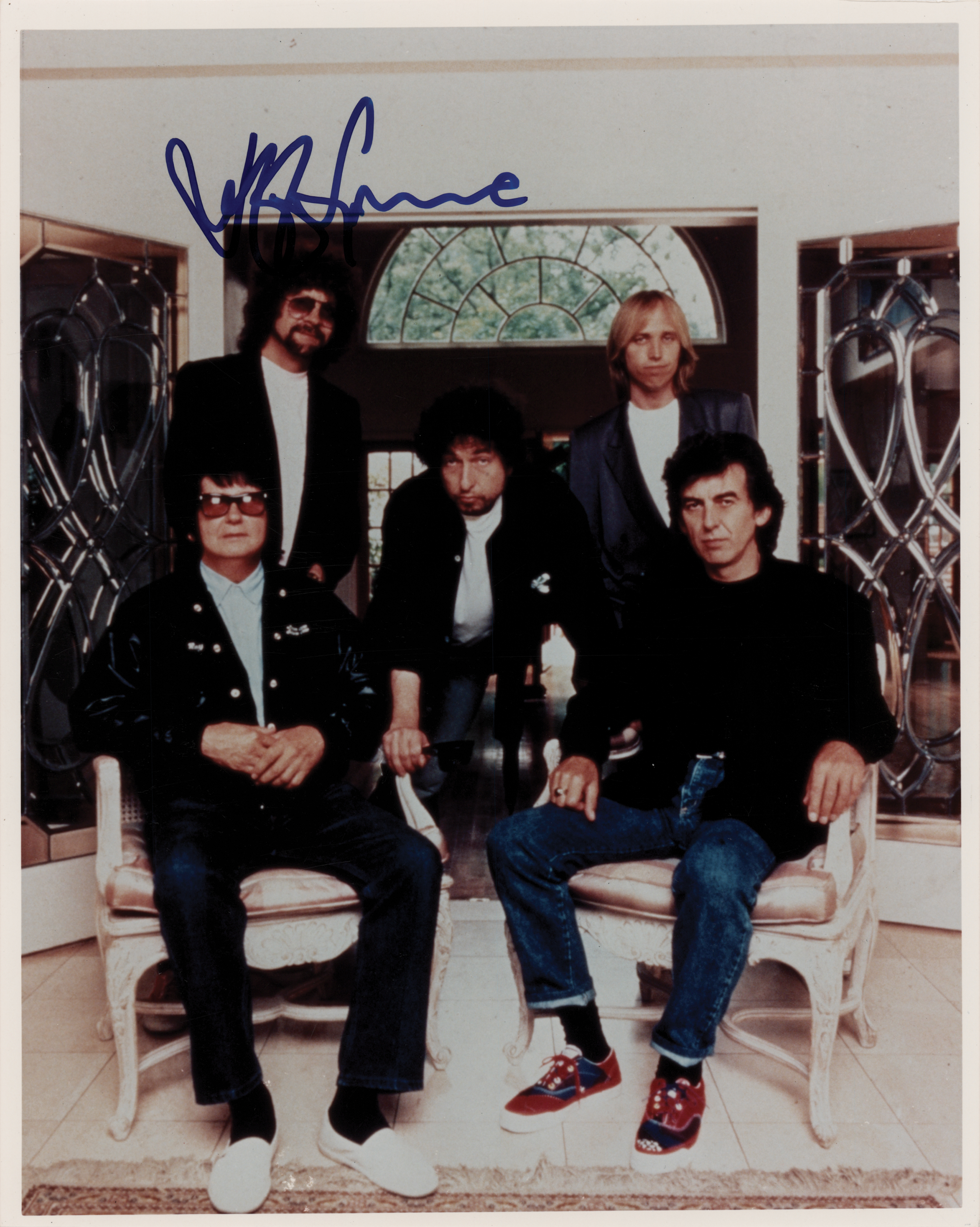 Lot #561 Jeff Lynne Signed Photograph - Image 1