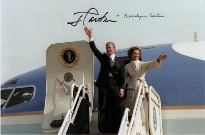 Lot #39 Jimmy and Rosalynn Carter Signed Photograph - Image 1