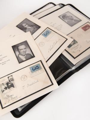 Lot #159 Nobel Prize-Winning Scientists (60)