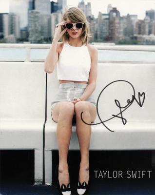 Lot #619 Taylor Swift Signed Photograph - Image 1