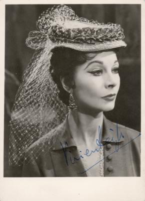 Lot #675. Vivien Leigh Signed Photograph