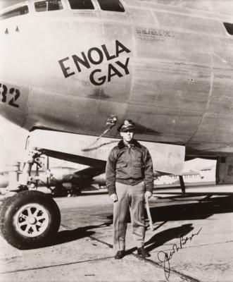 Lot #305 Enola Gay: Jacob Beser Signed Photograph - Image 2