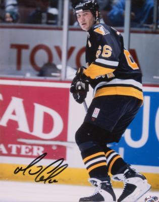 Lot #726 Mario Lemieux Signed Photograph - Image 2