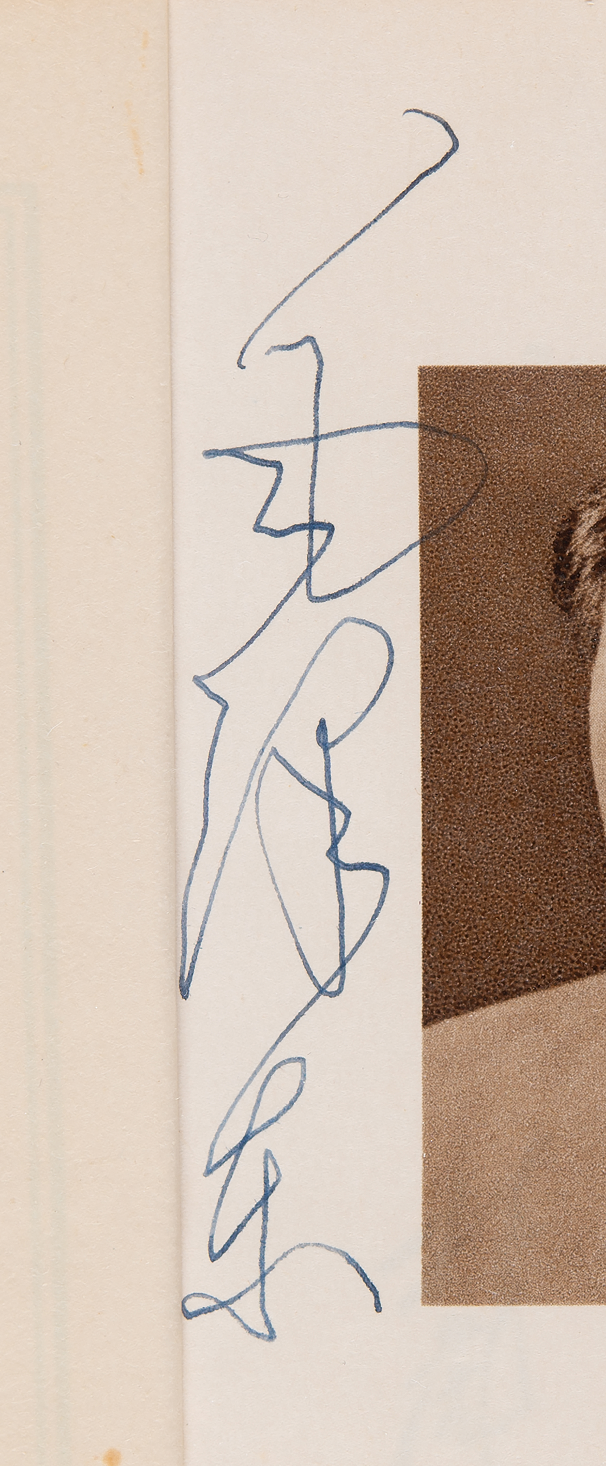 Lot #4023 Mao Zedong Historically Important Signed Book: Quotations from Chairman Mao (The Little Red Book) - Autographed for the Wife of Pakistan's Foreign Minister, with Photo Proof - Image 3