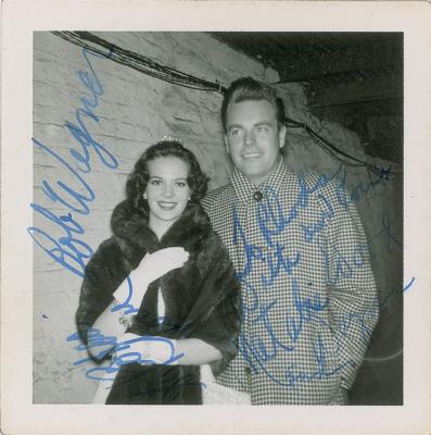 Lot #882 Natalie Wood and Robert Wagner Signed Photograph - Image 1