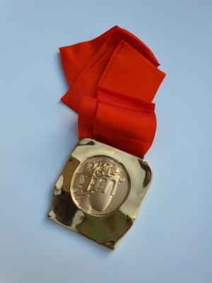 Lot #3092 Sarajevo 1984 Winter Olympics Unawarded Gold Winner's Medal - Image 2