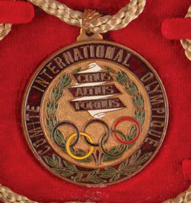 Lot #3310 International Olympic Committee (IOC) Badge of Office - Image 2