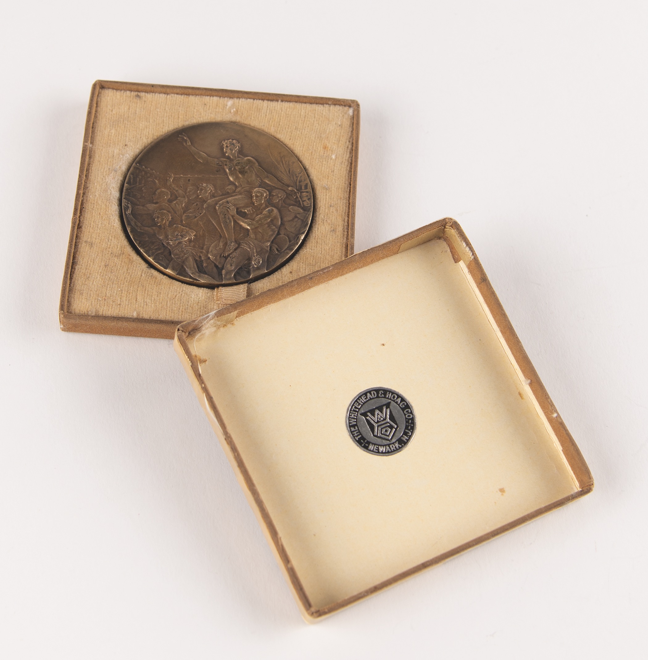 Lot #3066 Los Angeles 1932 Summer Olympics Gold Winner's Medal with Box - Image 5