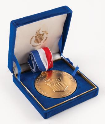 Lot #3370 Congressional Gold Medal of Achievement - Presented to Members of the 1980 U.S. Olympic Team - Image 3