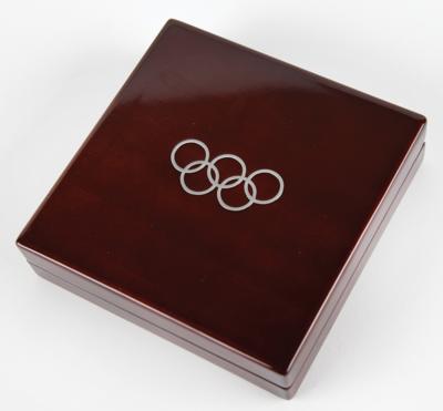 Lot #3385 Tokyo 2020 IOC Commemorative Medal from President Thomas Bach - From the Collection of IOC Member Phillip W. Coles - Image 5