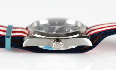 Lot #3383 PyeongChang 2018 Winter Olympics Omega Seamaster Aqua Terra Watch - Awarded Exclusively to Team USA Medalists - Image 5