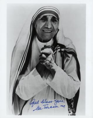 Lot #339 Mother Teresa Signed Photograph