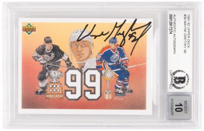 Lot #911 Wayne Gretzky Signed Hockey Card -