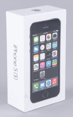 Lot #6135 Apple iPhone 5s (7th Generation, Sealed