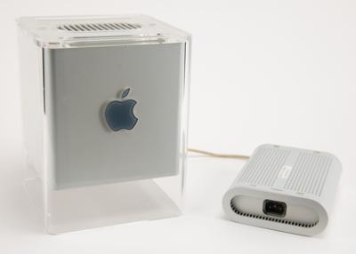 Lot #6100 Apple Power Mac G4 Cube Desktop Computer