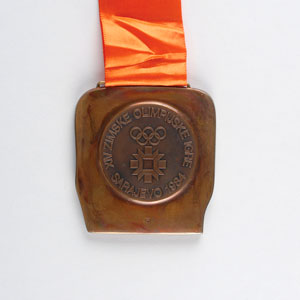Lot #9112 Sarajevo 1984 Winter Olympics Bronze Winner’s Medal - Image 1