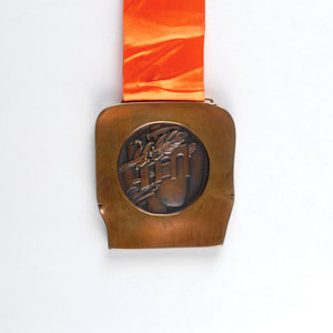 Lot #9112 Sarajevo 1984 Winter Olympics Bronze Winner’s Medal - Image 2