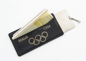 Lot #9054 Berlin 1936 Summer Olympics Comb and Boxing Pin - Image 1