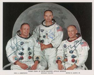 Lot #2079 Apollo 11 Signed Photograph