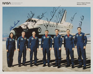 Lot #6525 Collection of (5) Space Shuttle Signed Photographs: STS-40, 49, 50, 51, and 55 - Image 4