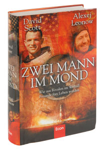 Lot #6403 Dave Scott’s Signed ‘Two Sides of the Moon’ German Book - Image 2