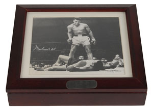 Lot #927 Muhammad Ali - Image 1