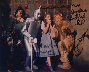 Lot #920 Wizard of Oz: Munchkins - Image 2