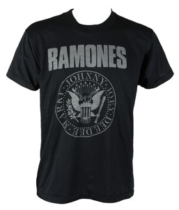 Lot #7298  Collection of 16 Ramones Tour T-Shirts - Image 4