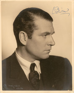 Lot #639 Laurence Olivier - Image 1