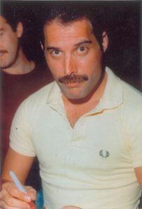Lot #582 Queen: Freddie Mercury - Image 2